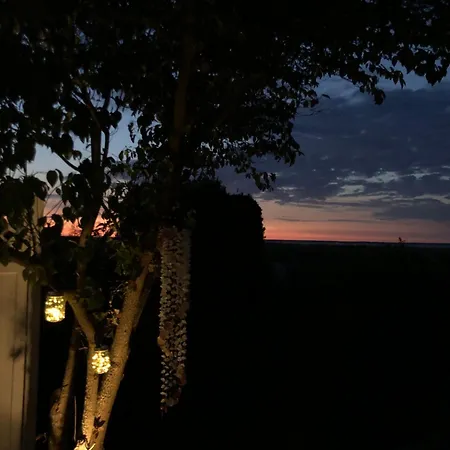 Apartamento Sonniges Strandhaus Mit Wasserblick Am Haff Mit 2 Schlafzimmern Fuer 4 Pers