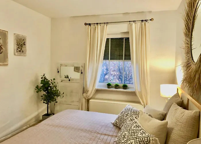 Sonniges Strandhaus Mit Wasserblick Am Haff Mit 2 Schlafzimmern Fuer 4 Pers Lägenhet